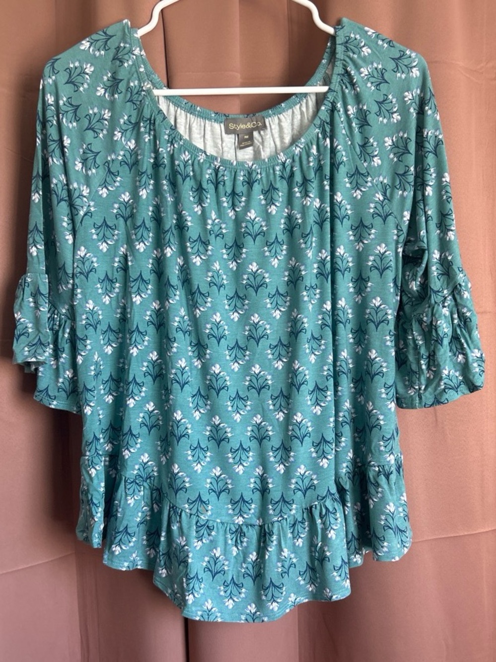 Floral Ruffle-Hem Peasant Top